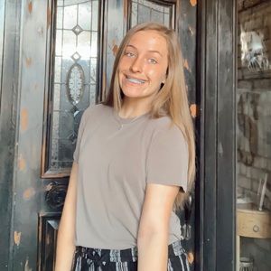 Meet your Posher, Haley